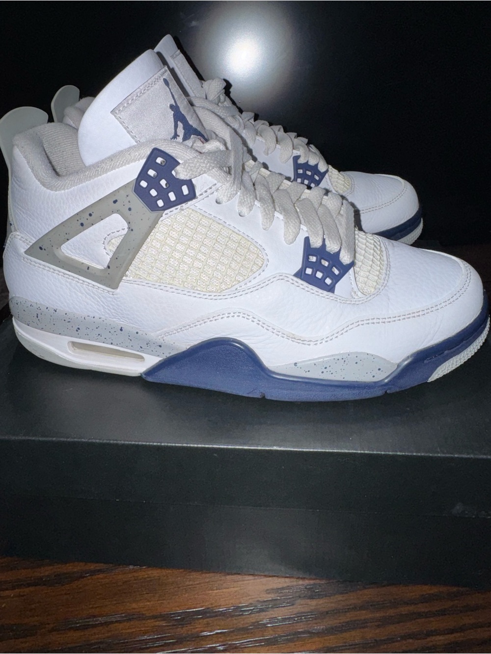 Air Jordan 4 Retro White Midnight Navy 2022